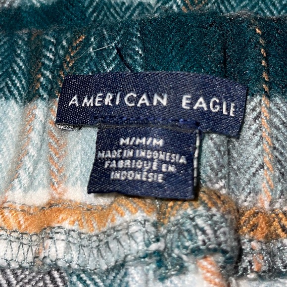 American Eagle green plaid flannel mini skirt size M - Picture 6 of 6